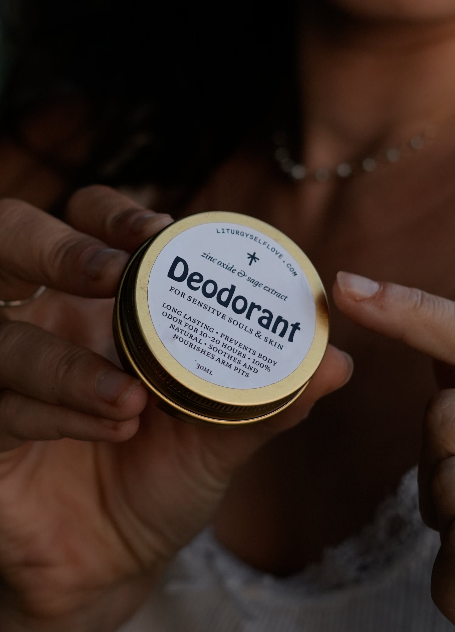 Natural Deodorant for sensitive souls - with zinc oxide & sage extract